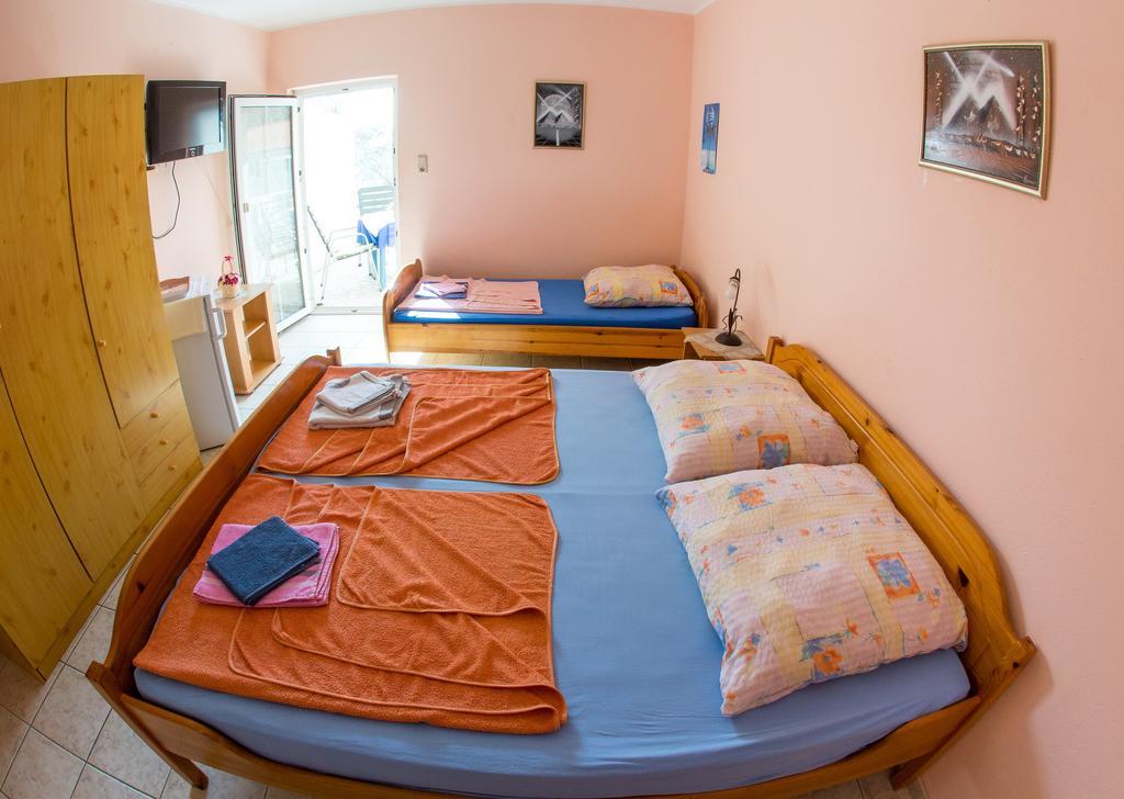 Guest House Almond Bečići Exterior foto
